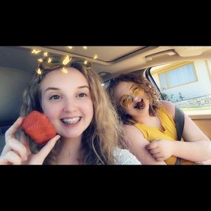 Meet your Posher, Ivy